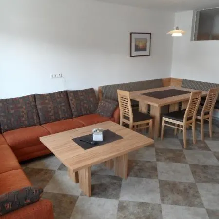 Dorferhaus 쾨닉슬라이텐