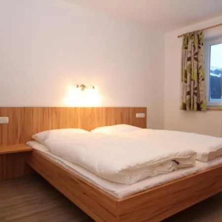 Dorferhaus アパート *