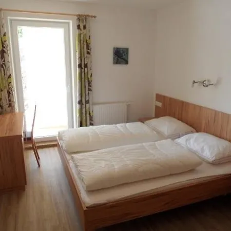 Dorferhaus 쾨닉슬라이텐