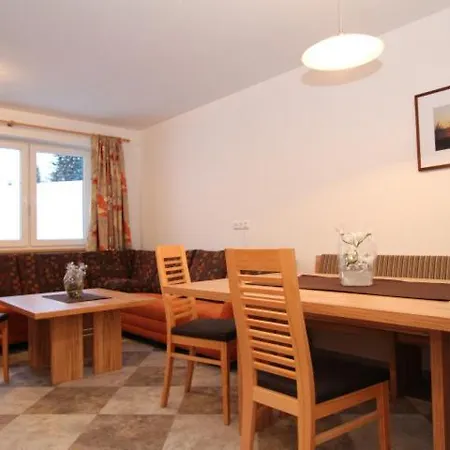 Dorferhaus ケーニヒスライテン