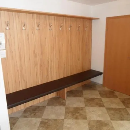 Dorferhaus * ケーニヒスライテン